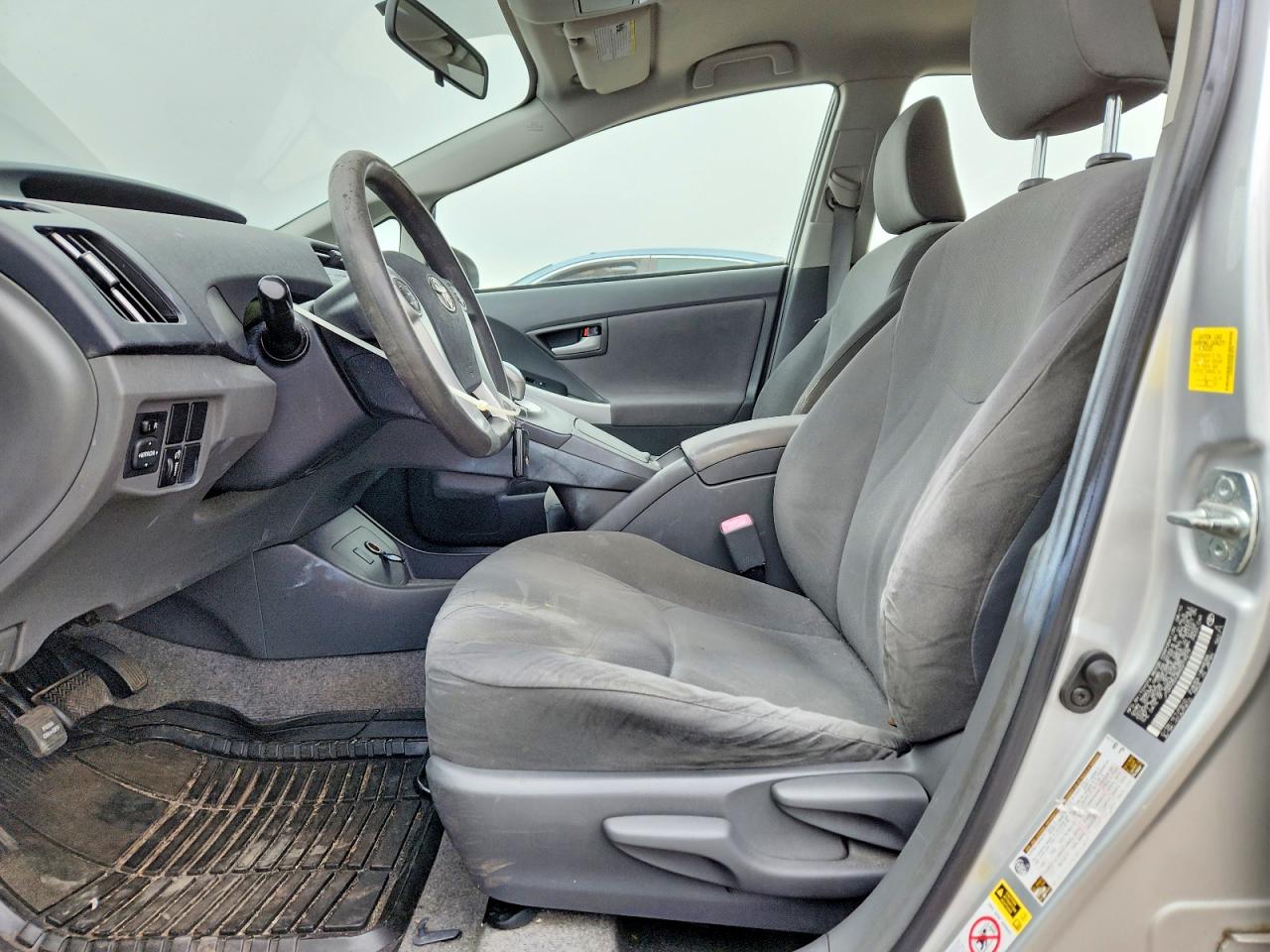 2010 TOYOTA PRIUS II photo 13
