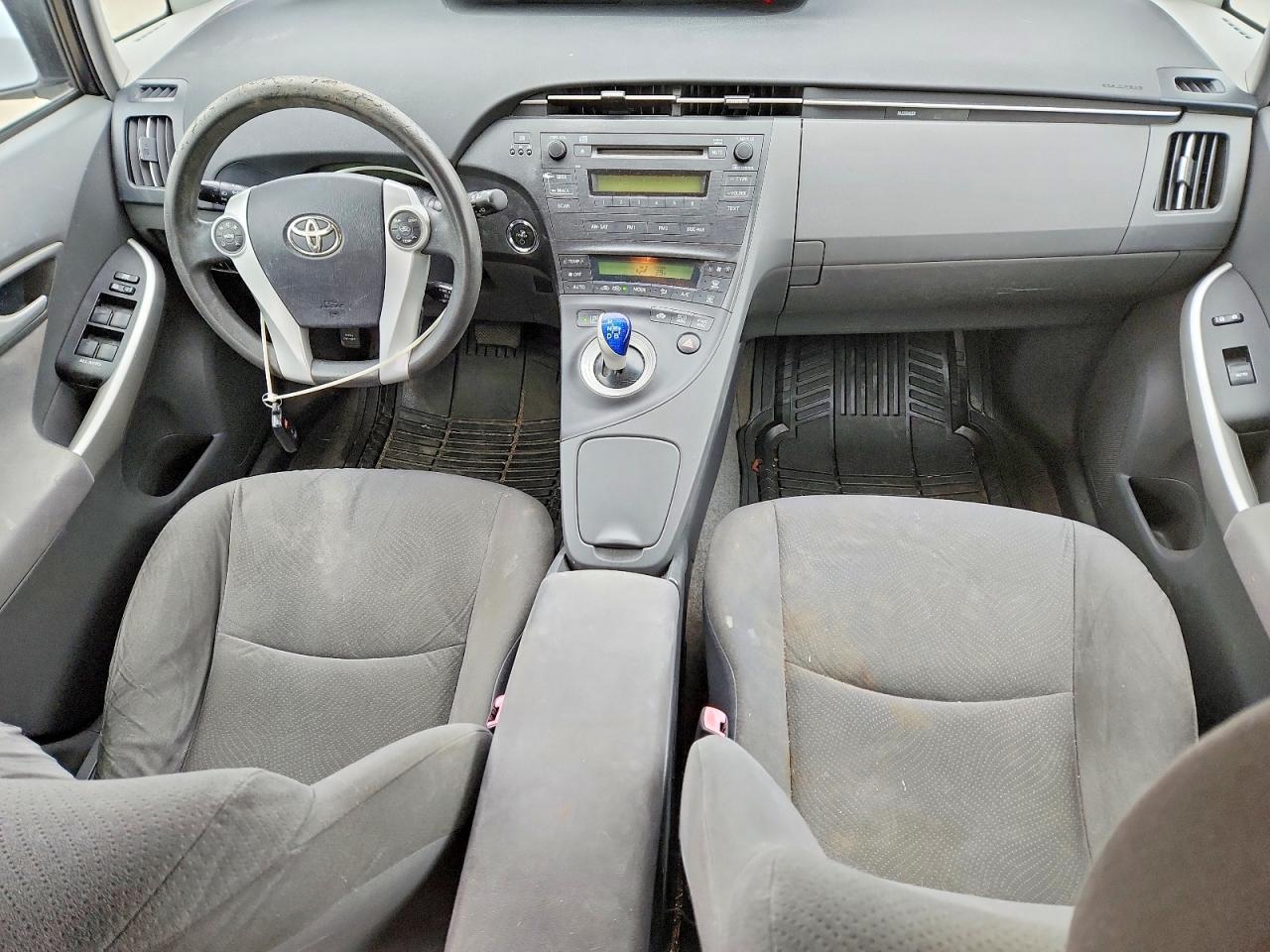 2010 TOYOTA PRIUS II photo 15