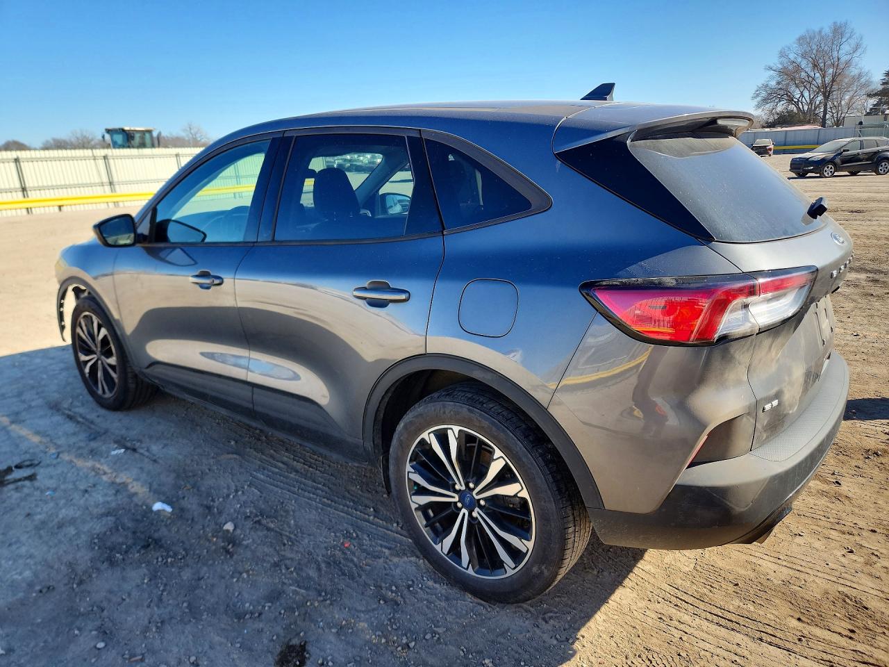 2022 FORD ESCAPE SE photo 3