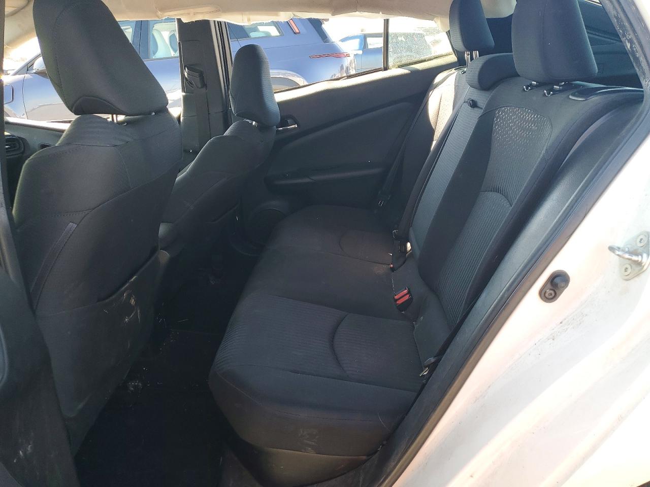 2016 TOYOTA PRIUS TWO ECO photo 10