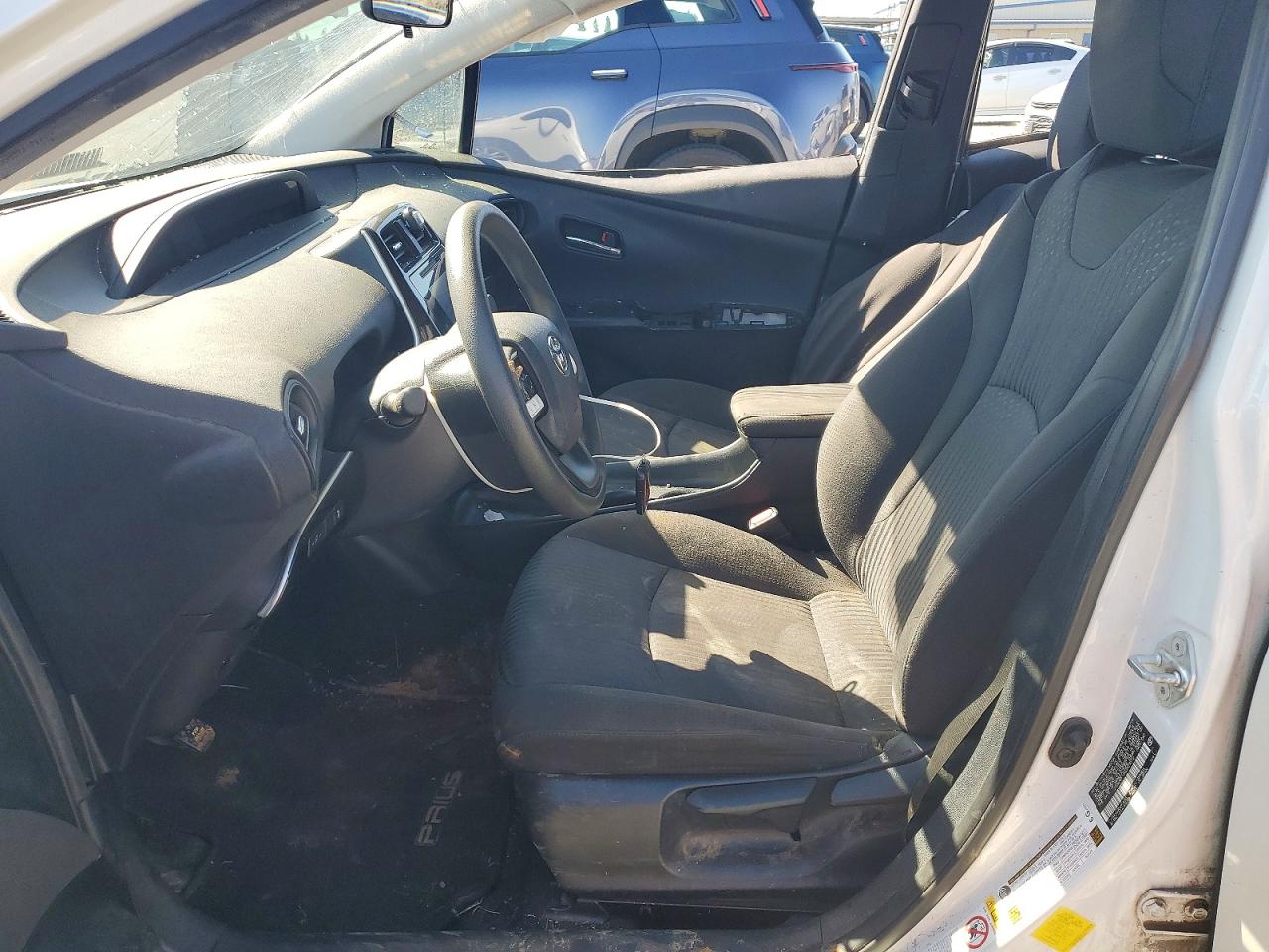 2016 TOYOTA PRIUS TWO ECO photo 7