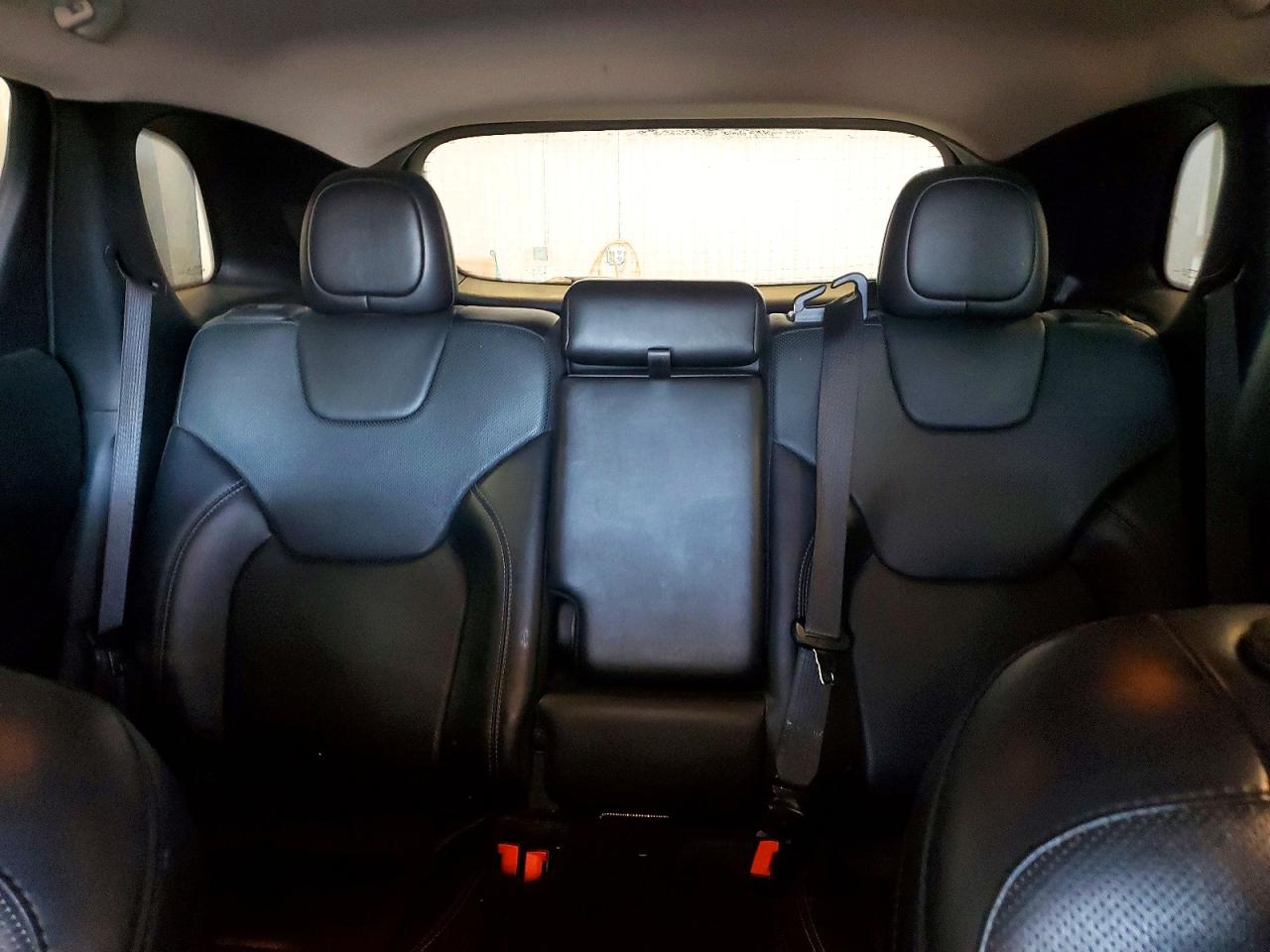 2019 JEEP CHEROKEE LIMITED photo 10