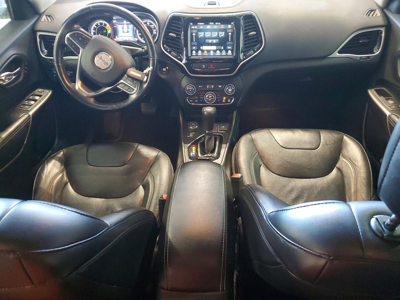 2019 JEEP CHEROKEE LIMITED photo 8