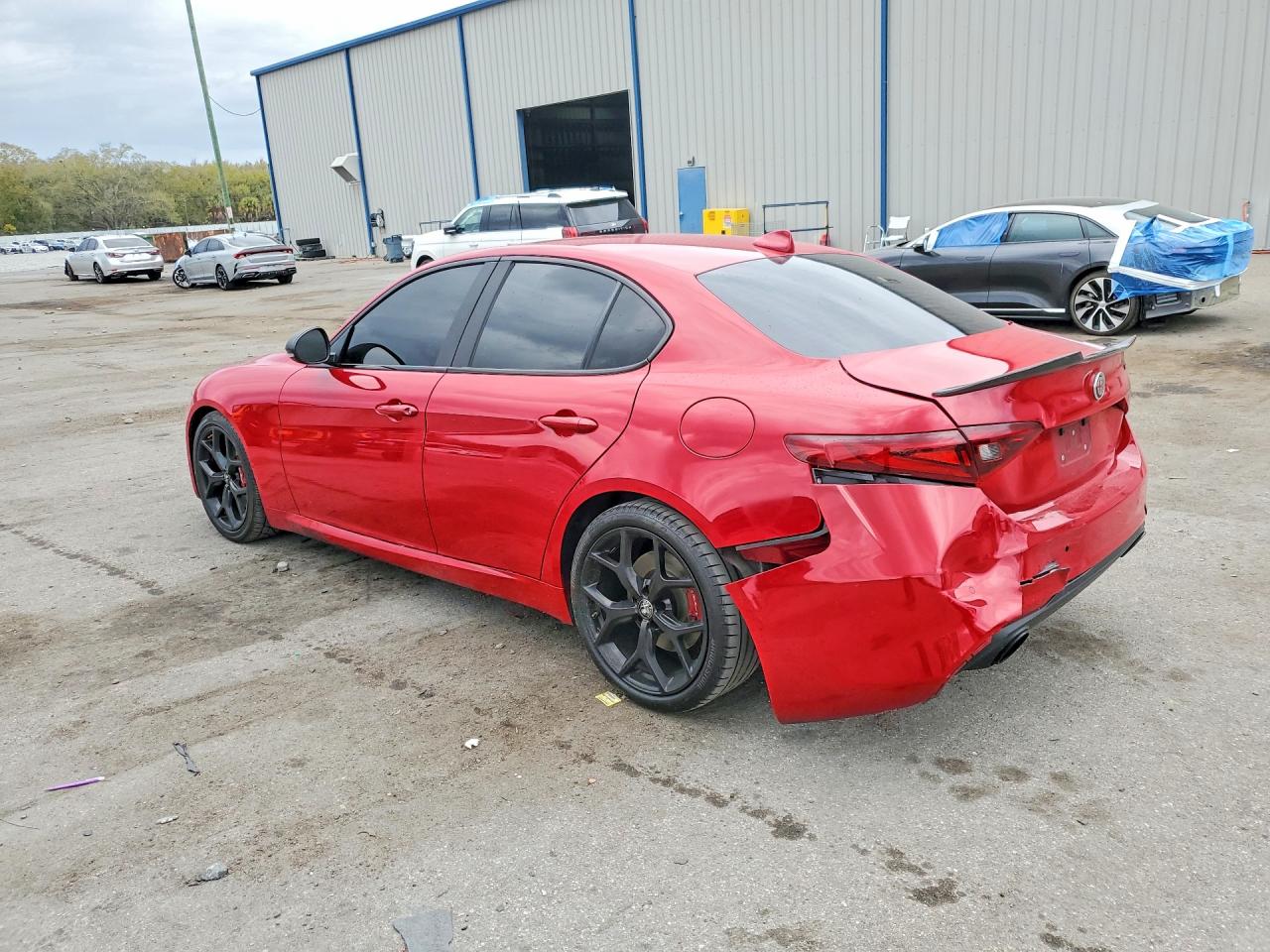 2019 ALFA ROMEO GIULIA photo 4