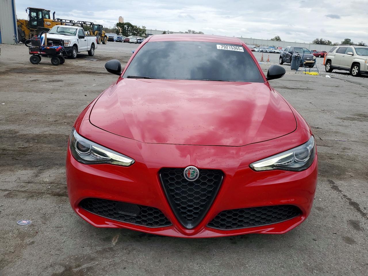 2019 ALFA ROMEO GIULIA photo 13