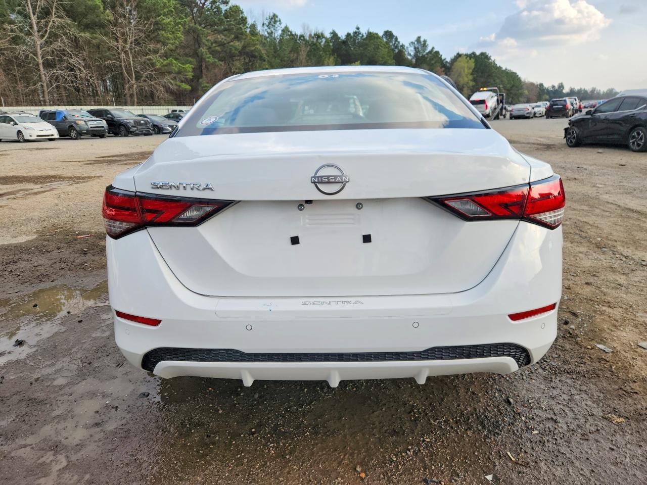 2024 NISSAN SENTRA S photo 6