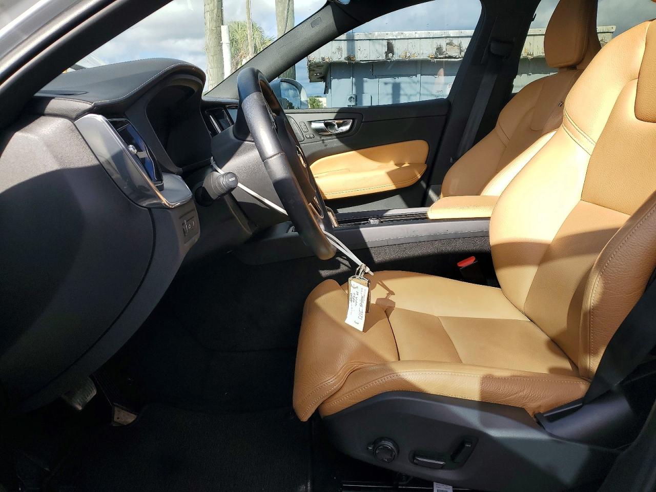 2019 VOLVO XC60 T8 INSCRIPTION photo 7