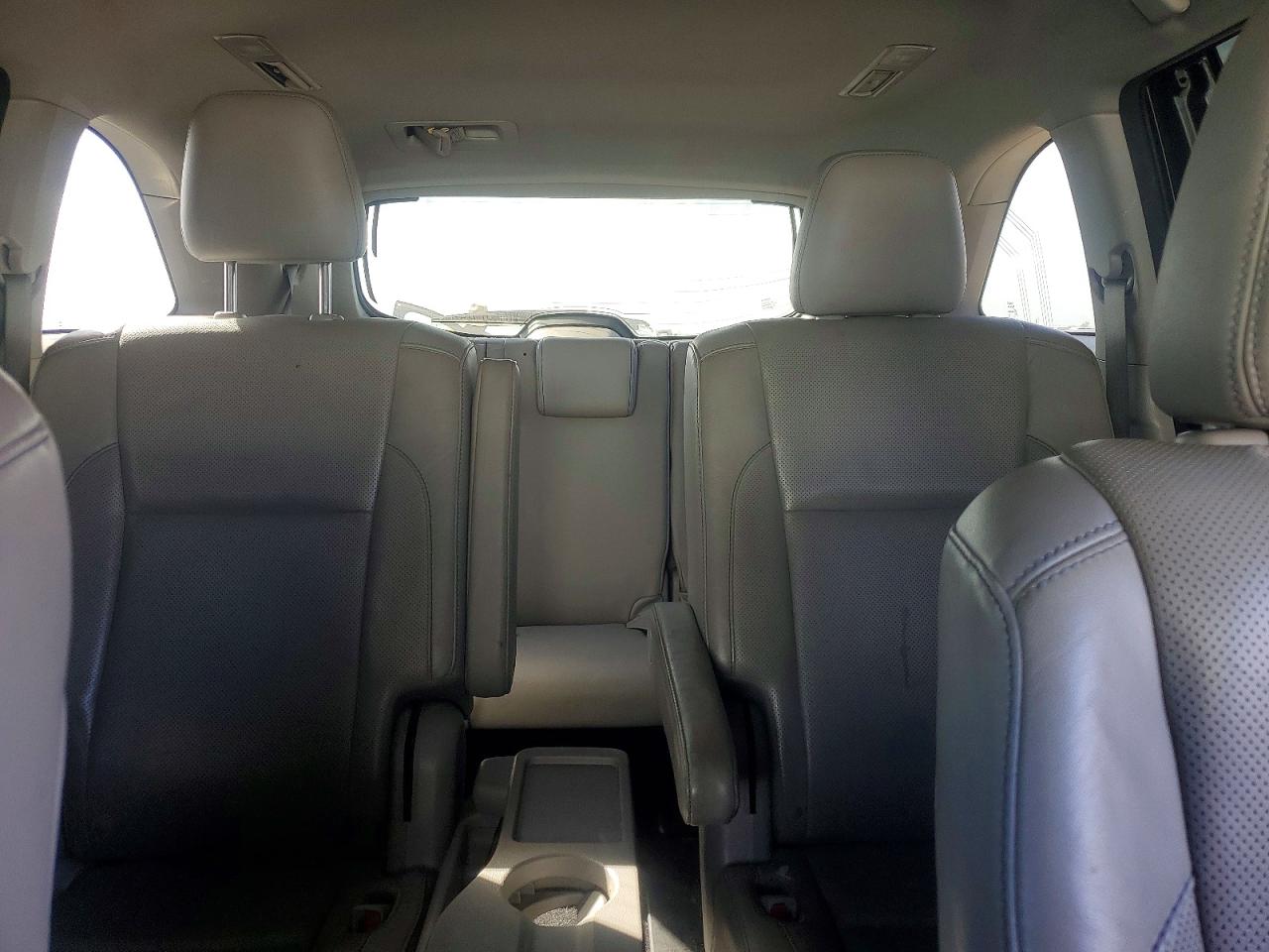 2016 TOYOTA HIGHLANDER LIMITED photo 10
