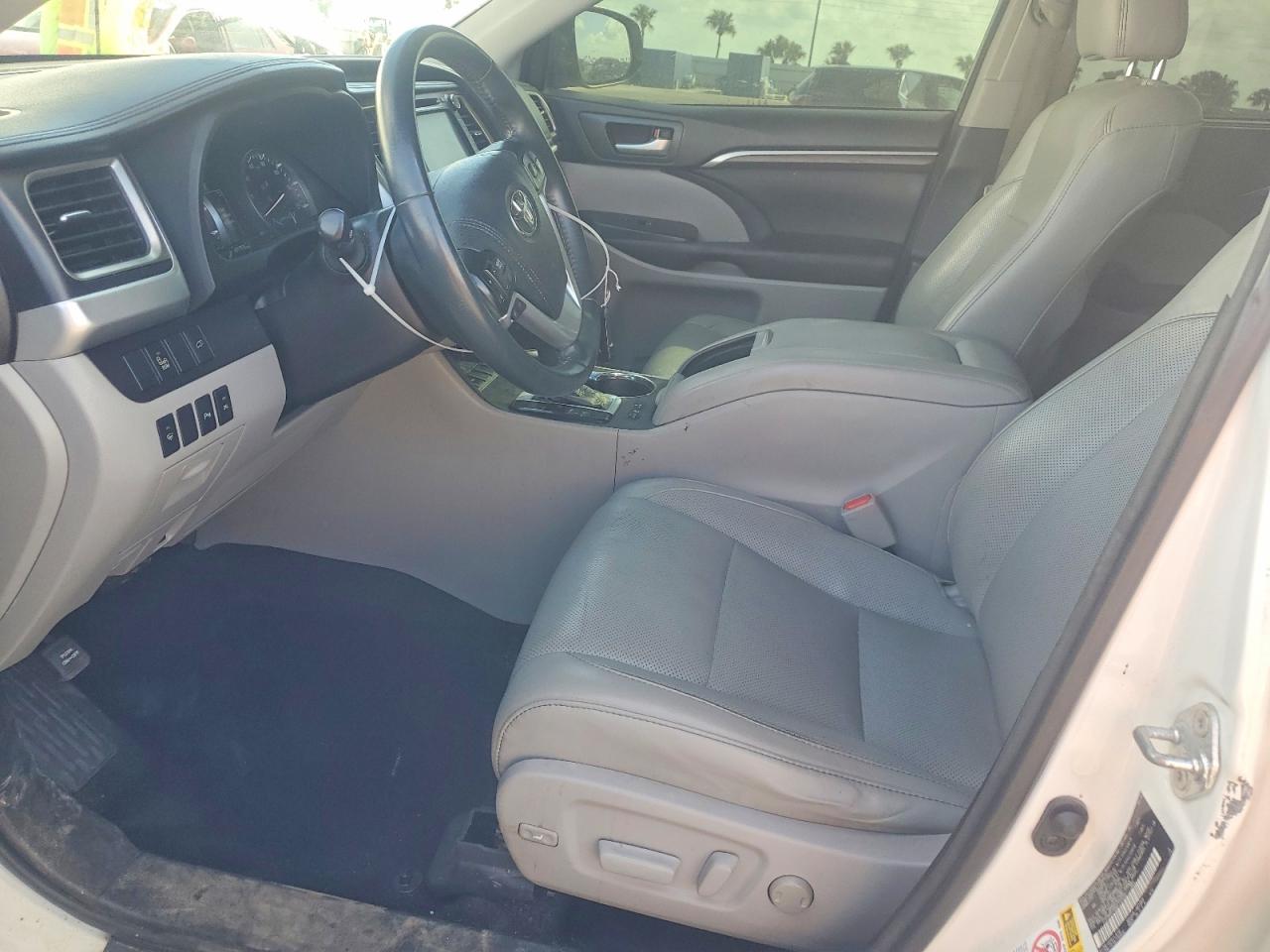 2016 TOYOTA HIGHLANDER LIMITED photo 7