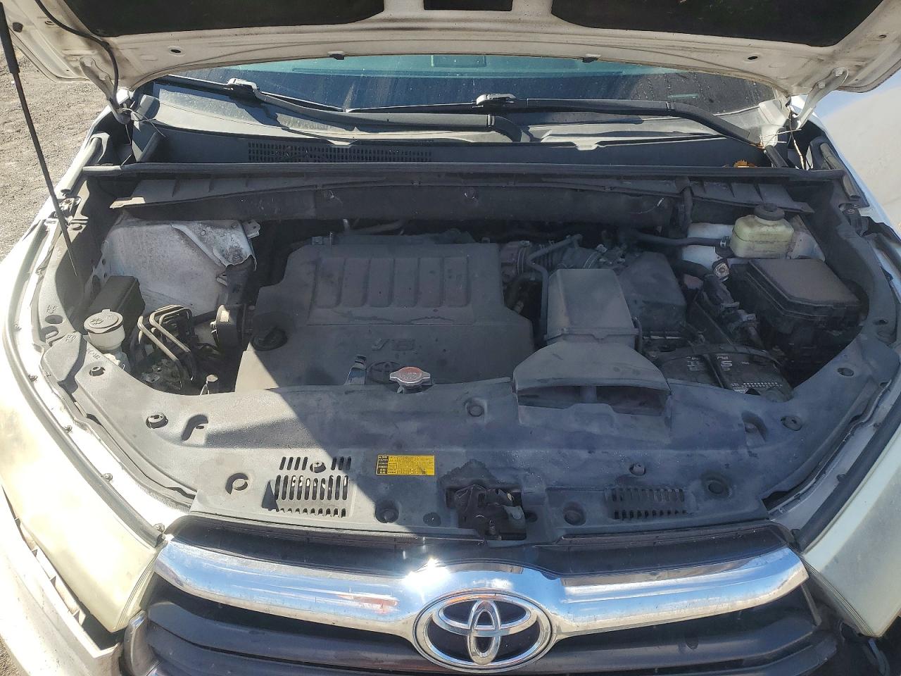 2016 TOYOTA HIGHLANDER LIMITED photo 12