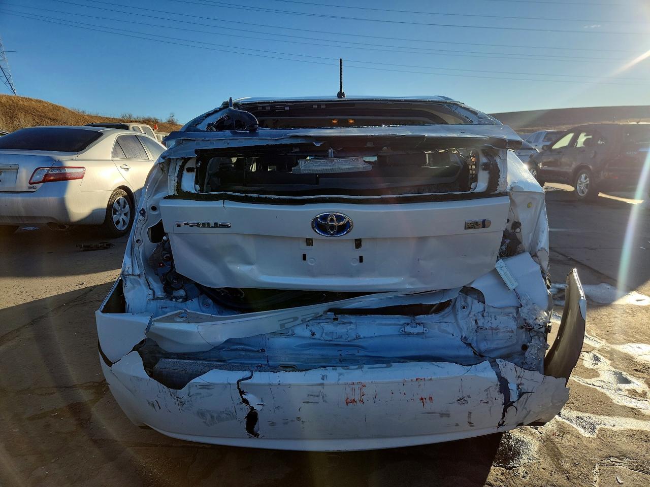 2013 TOYOTA PRIUS TWO photo 16