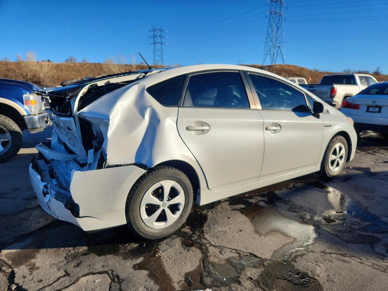 2013 TOYOTA PRIUS TWO photo 7