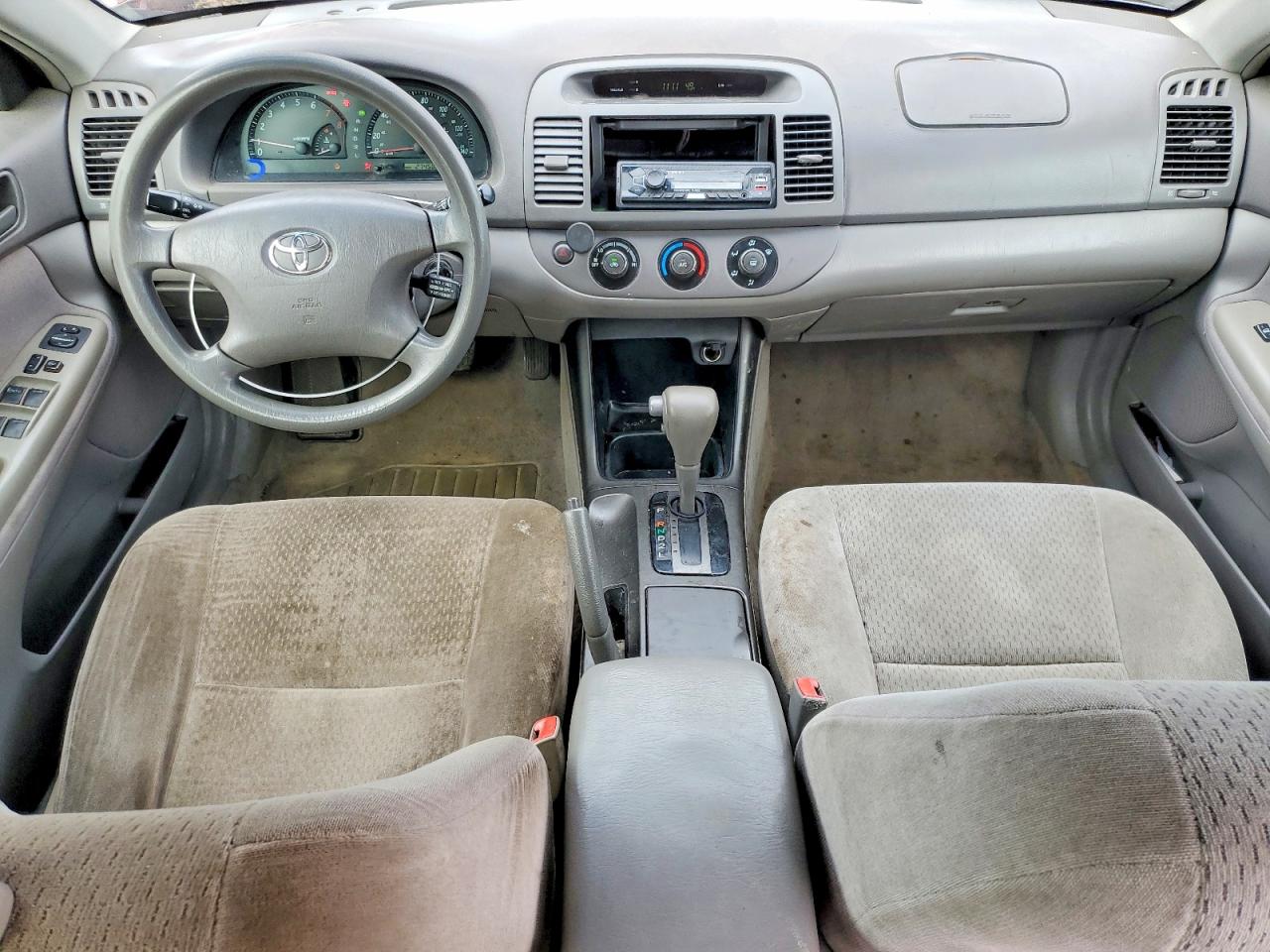 2003 TOYOTA CAMRY LE photo 8