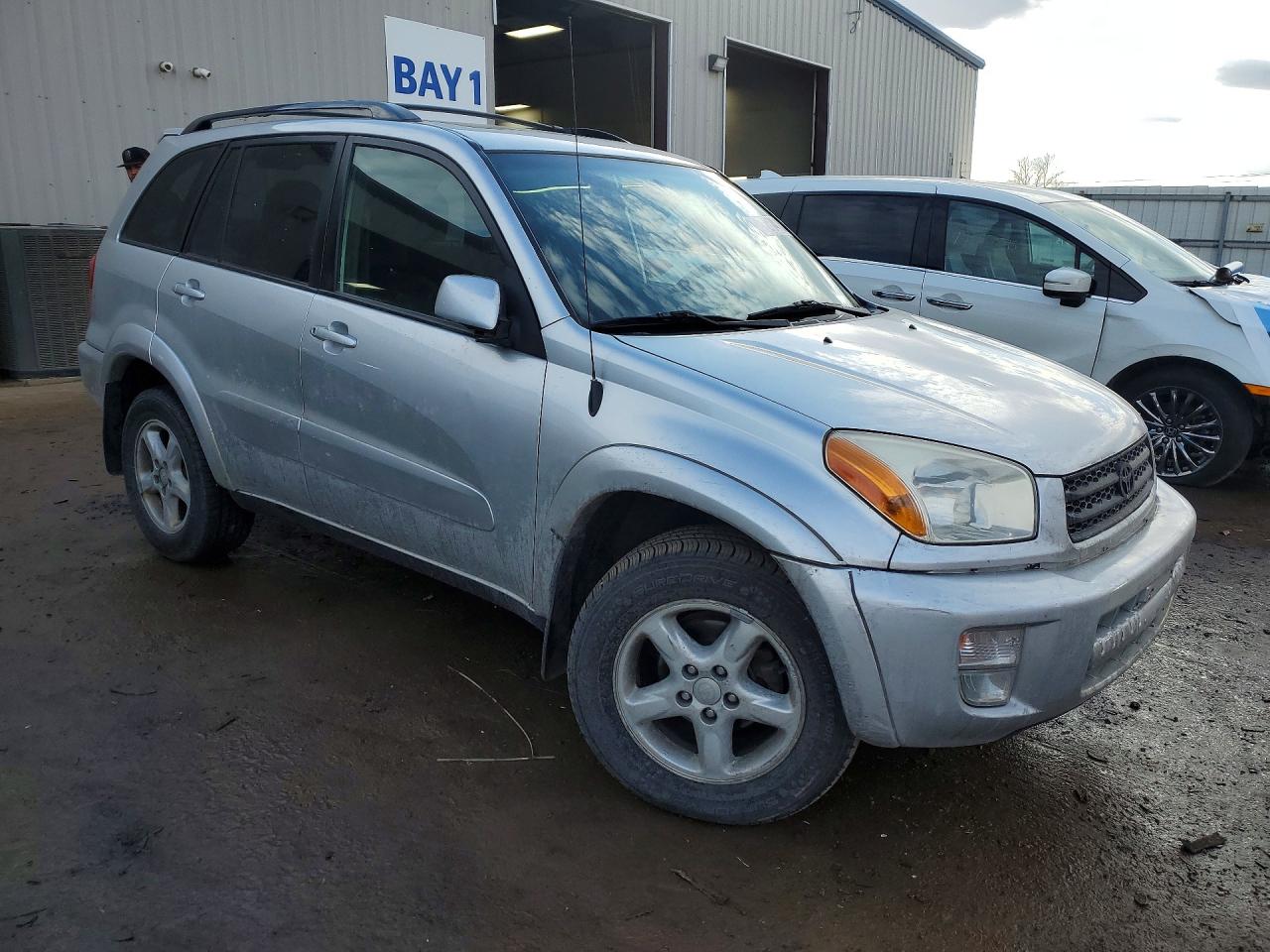 2002 TOYOTA RAV4 BASE photo 7