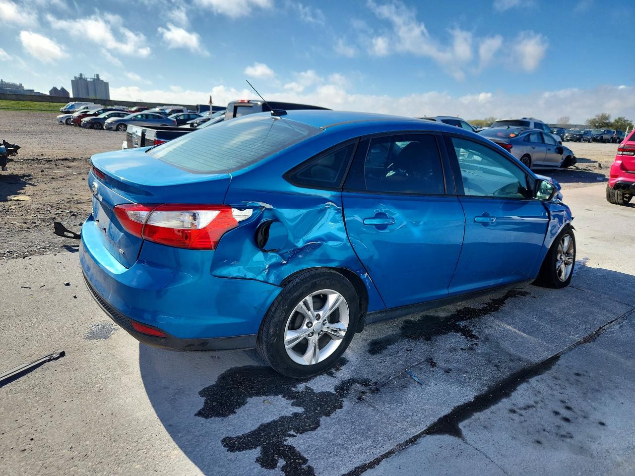2013 FORD FOCUS photo 3