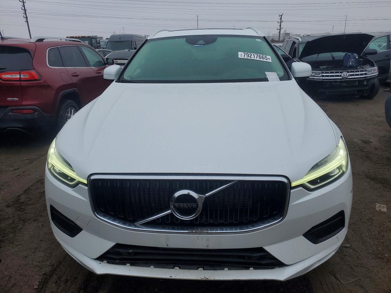2020 VOLVO XC60 T6 MOMENTUM photo 5