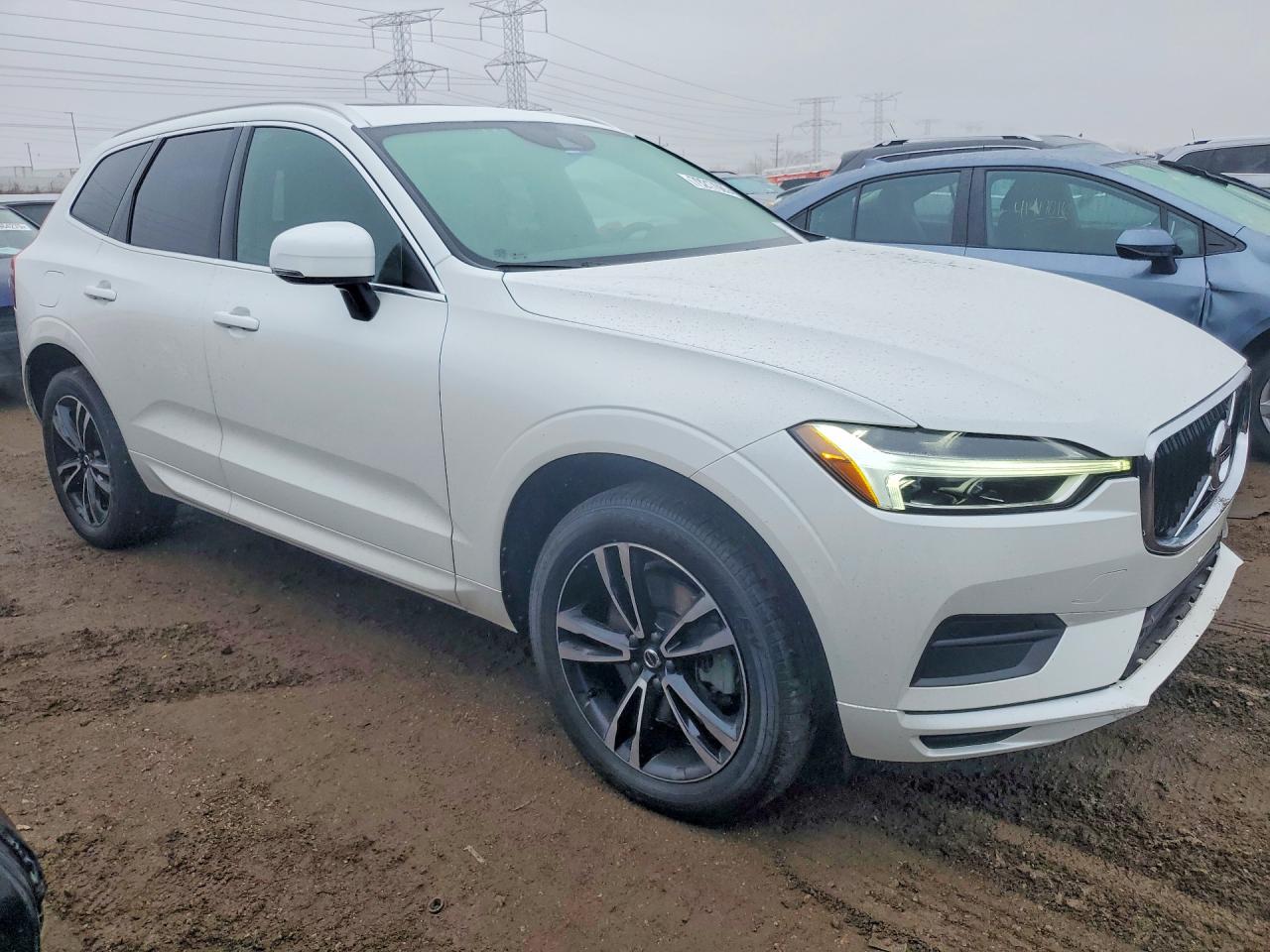 2020 VOLVO XC60 T6 MOMENTUM photo 4