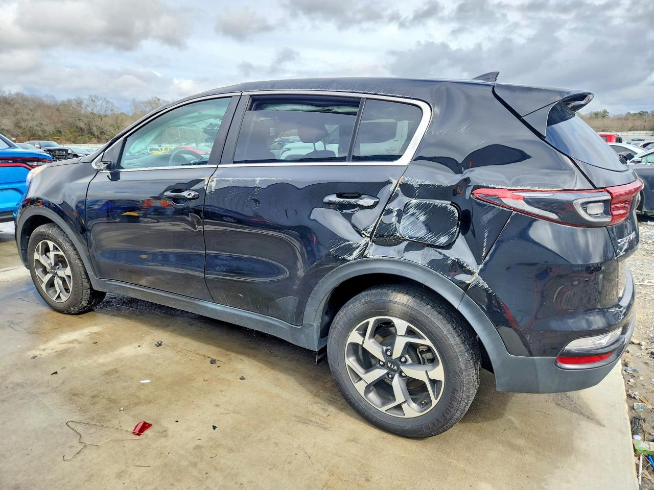 2020 KIA SPORTAGE LX photo 2