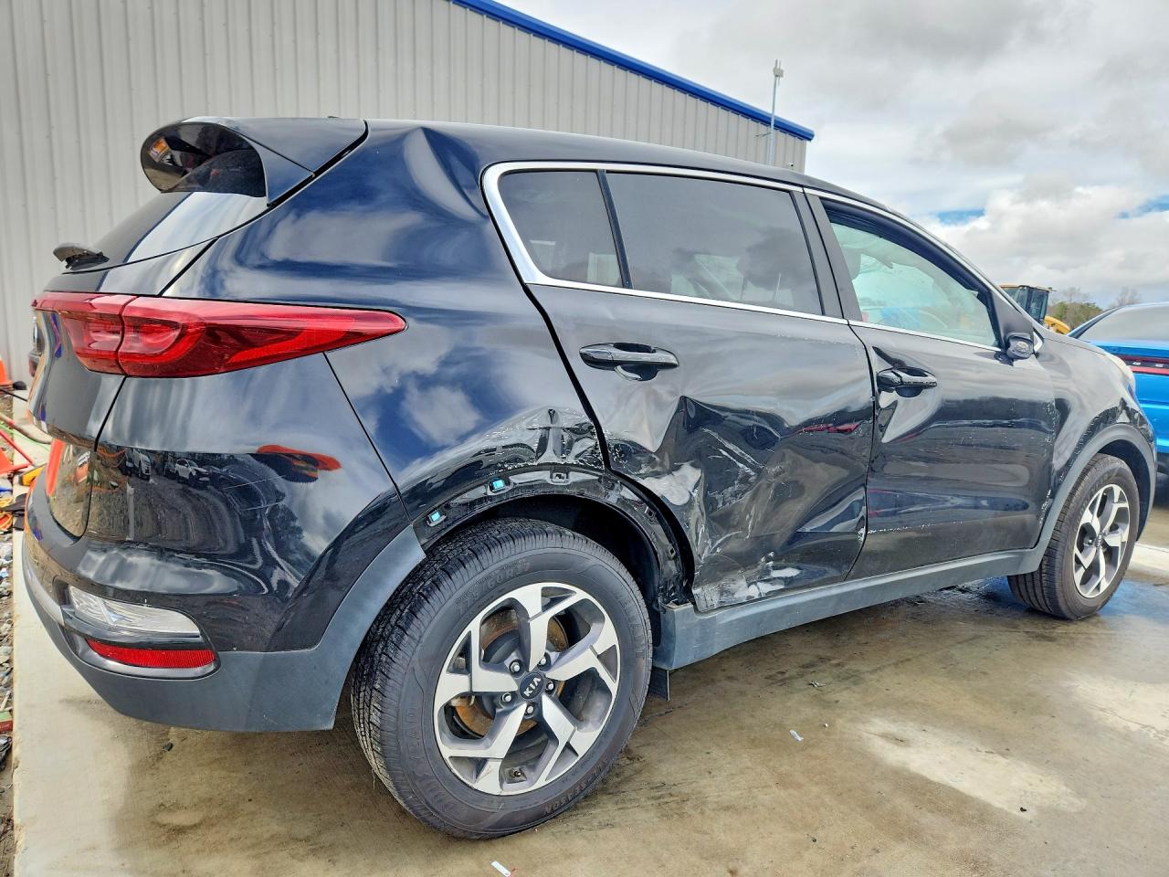 2020 KIA SPORTAGE LX photo 3