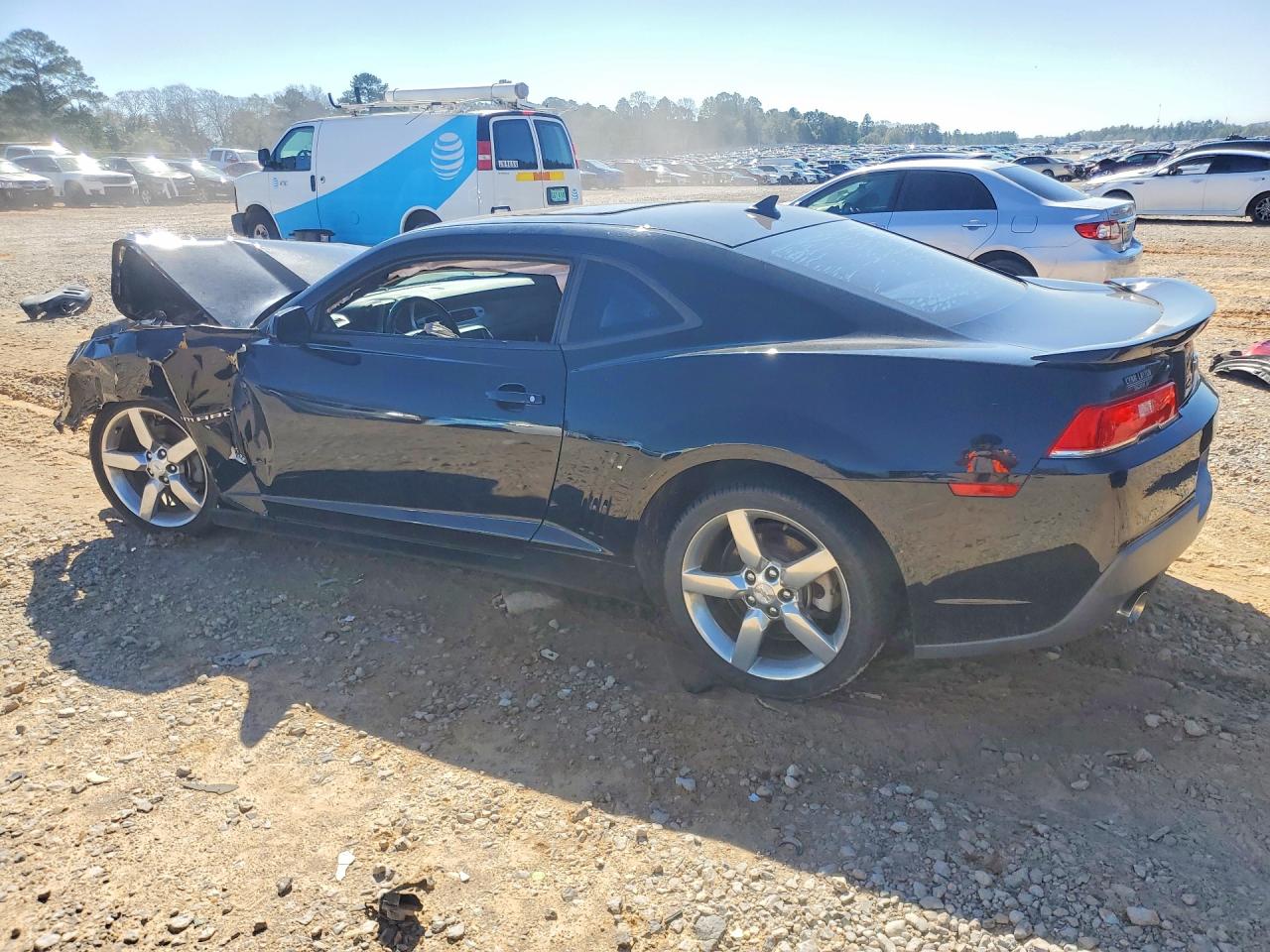 2015 CHEVROLET CAMARO LT photo 4