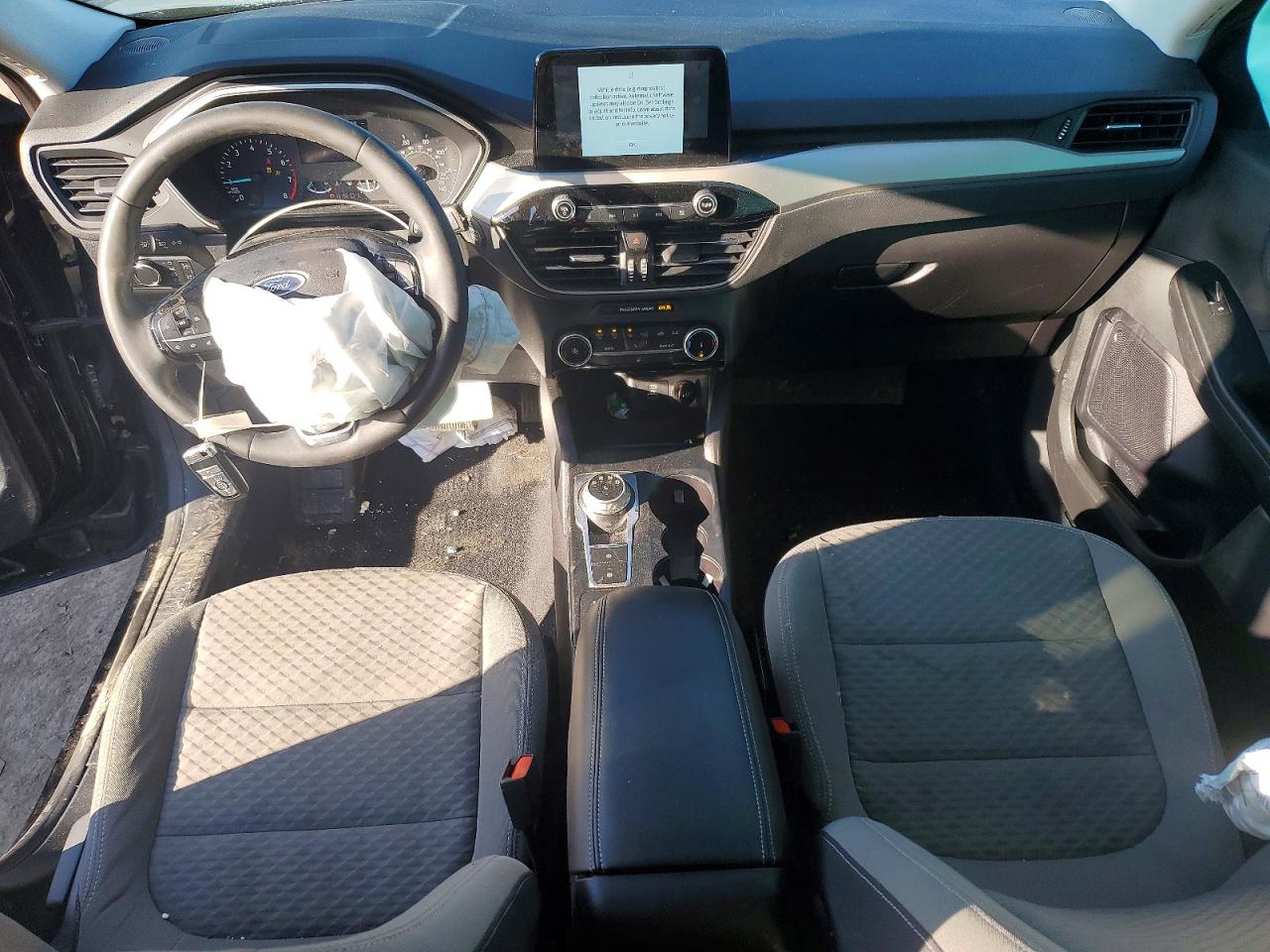 2022 FORD ESCAPE SE photo 8