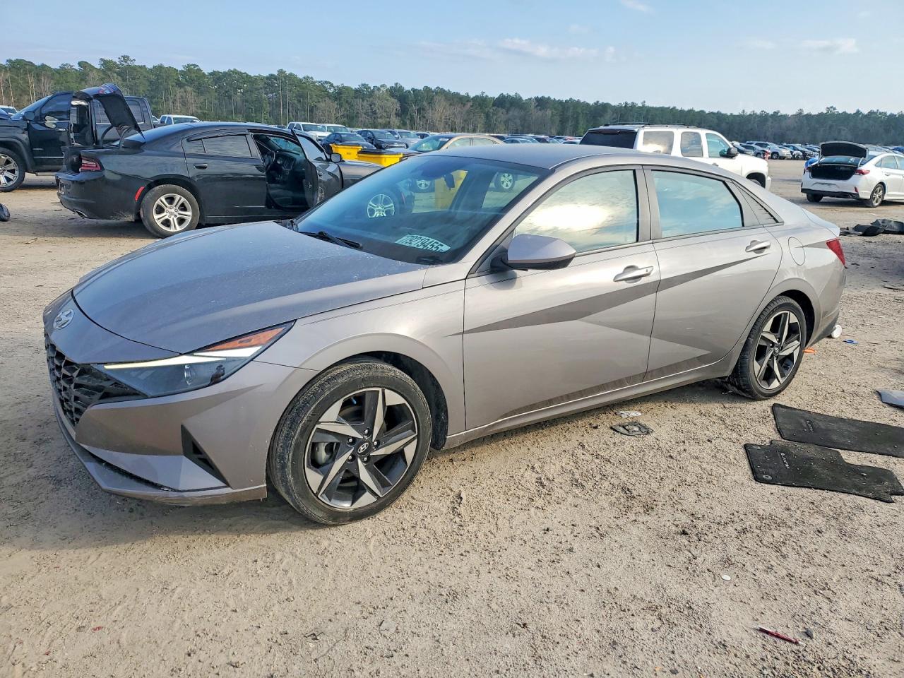 2023 HYUNDAI ELANTRA