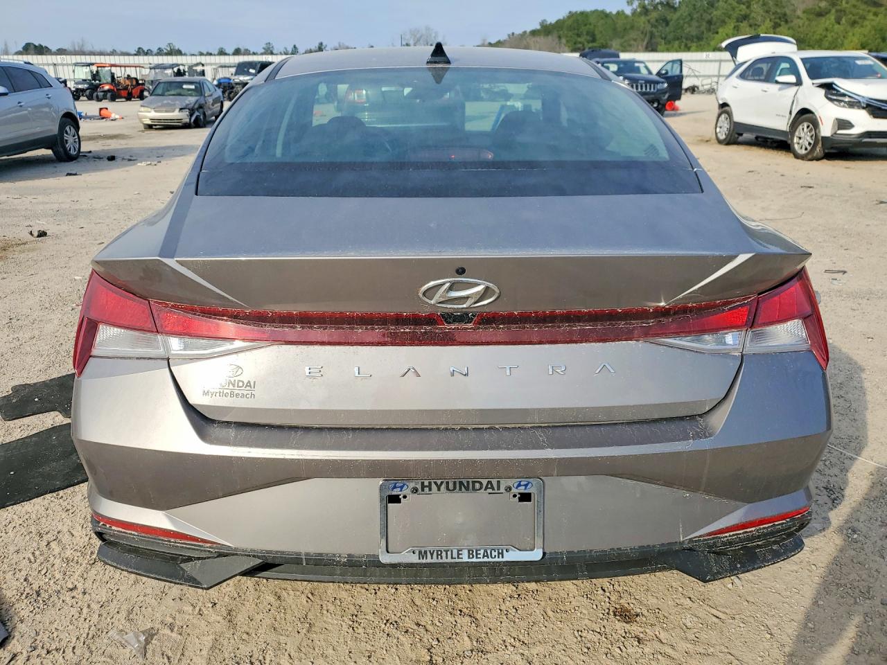 2023 HYUNDAI ELANTRA photo 16