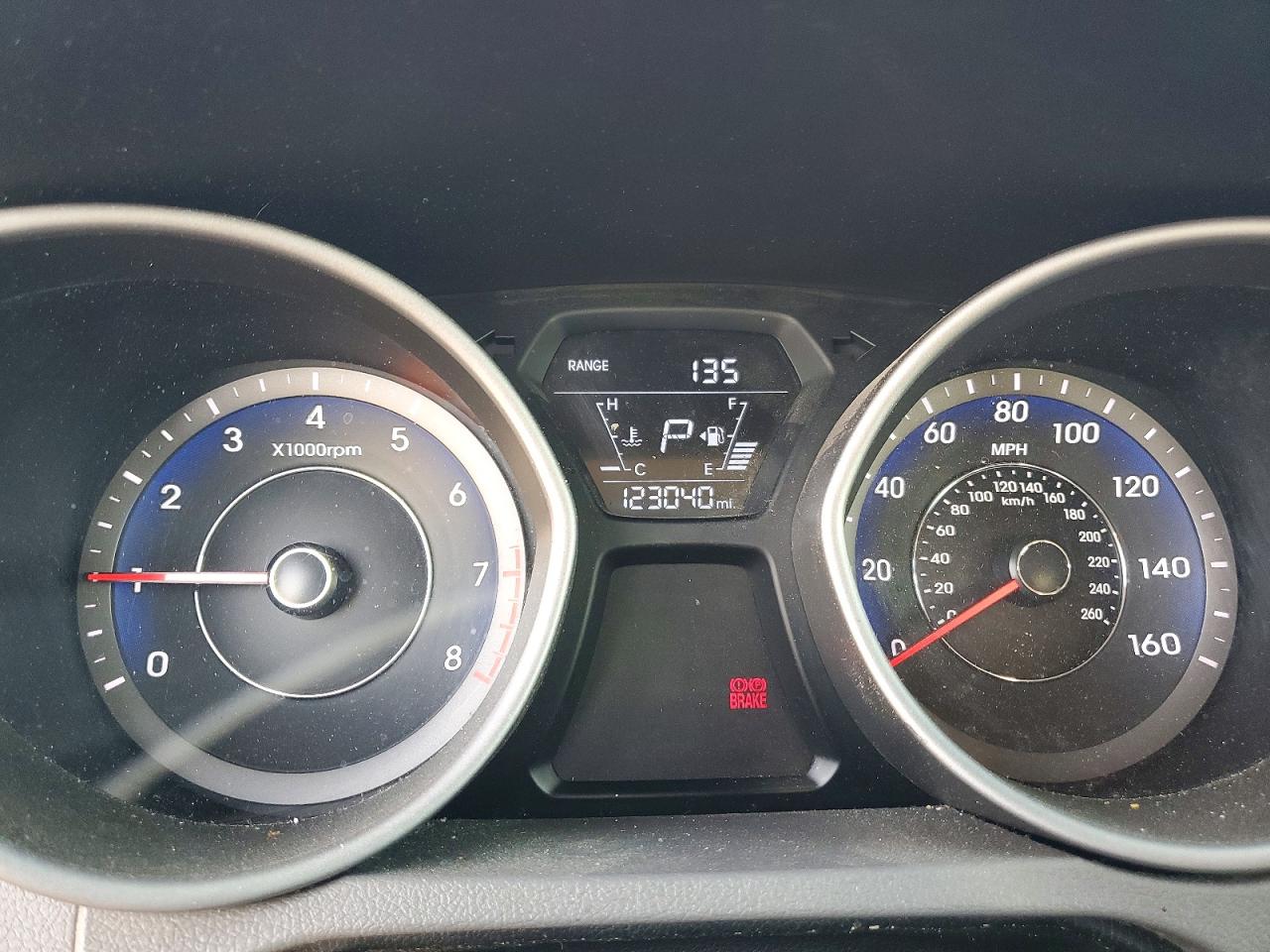 2014 HYUNDAI ELANTRA SE photo 9