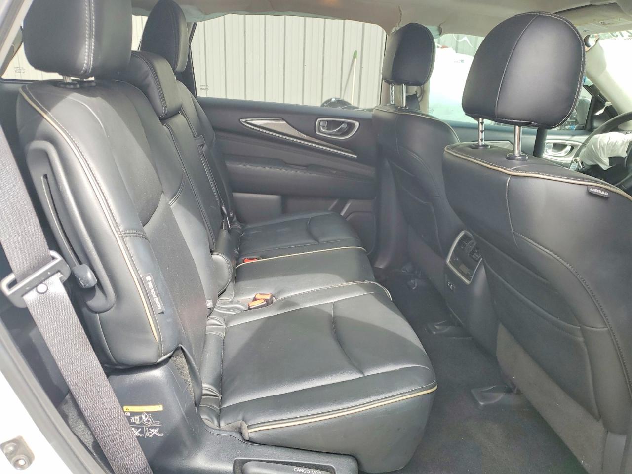 2020 INFINITI QX60 LUXE photo 11