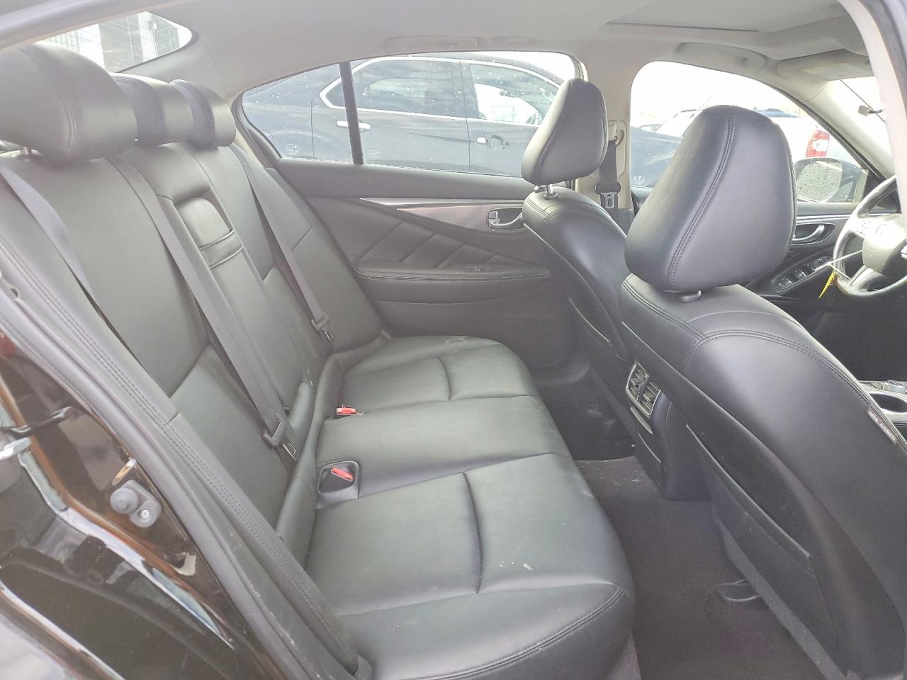2015 INFINITI Q50 PREMIUM photo 10