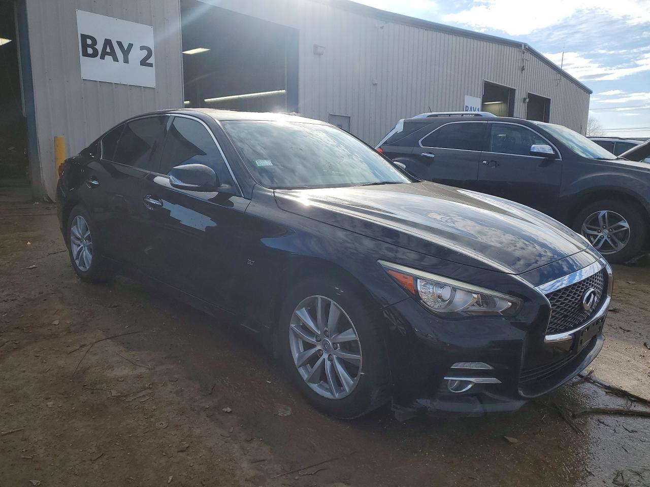 2015 INFINITI Q50 PREMIUM photo 4