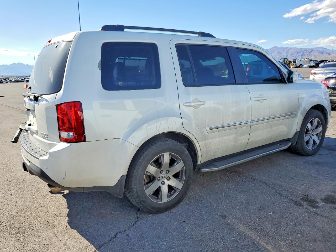 2015 HONDA PILOT TOURING photo 5