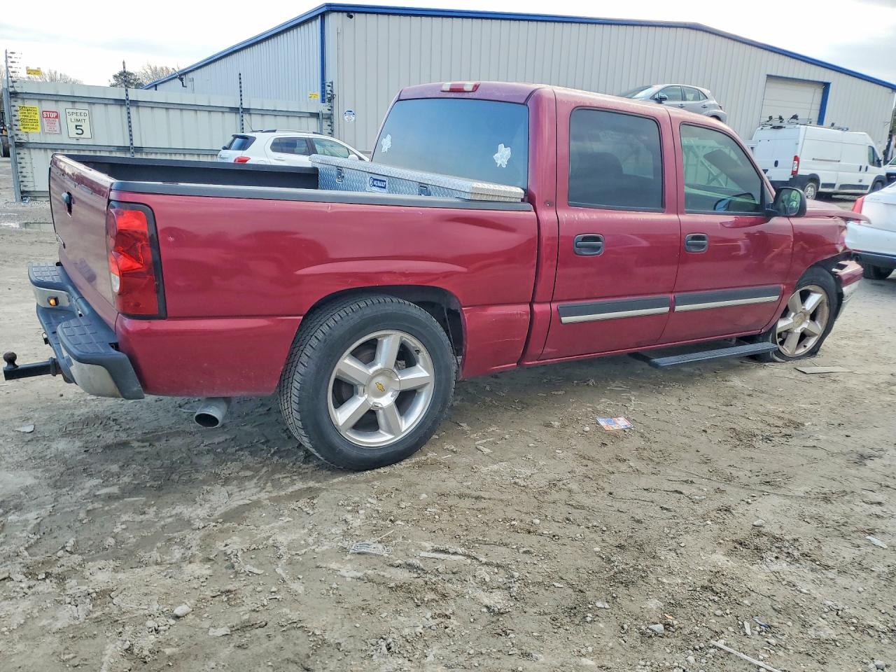 2006 CHEVROLET SILVERADO C1500 photo 5