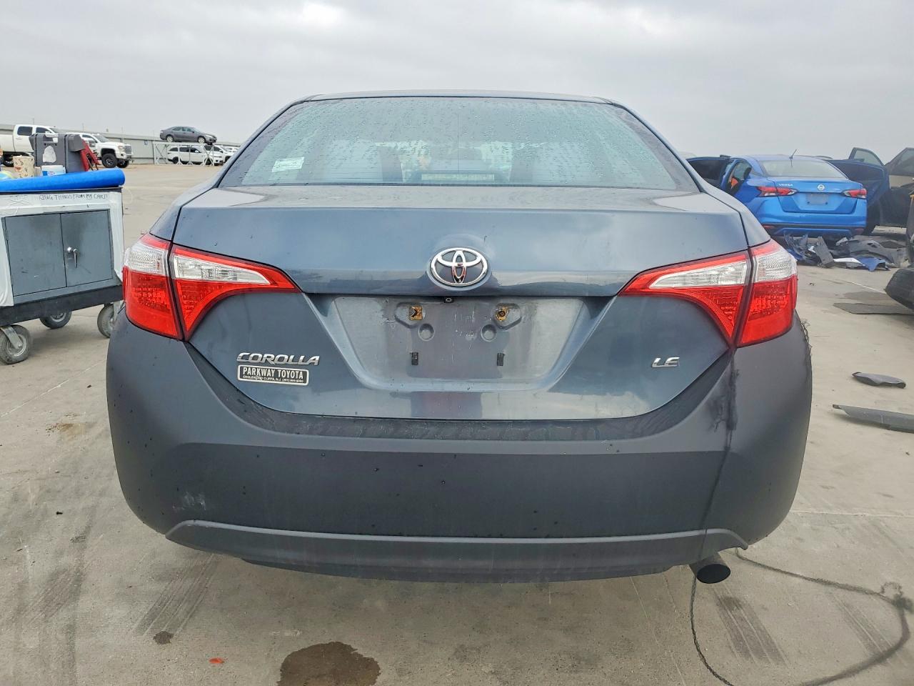 2014 TOYOTA COROLLA LE photo 6