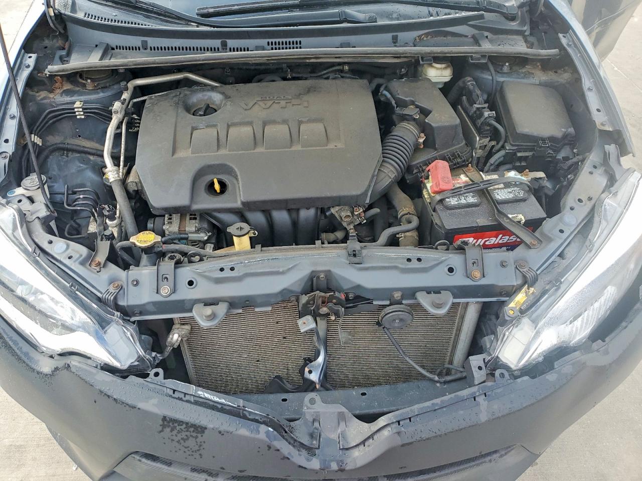 2014 TOYOTA COROLLA LE photo 11