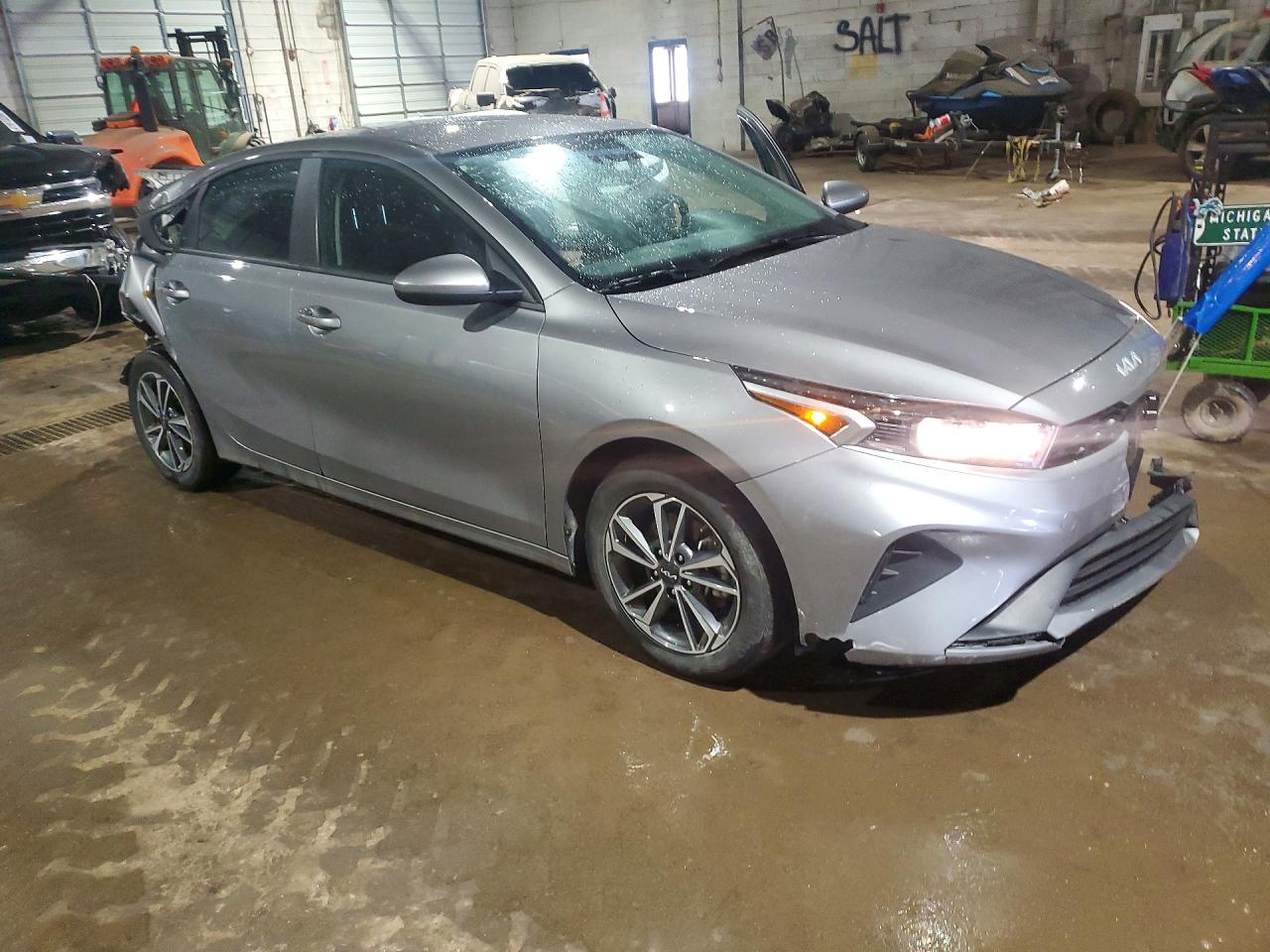 2024 KIA FORTE LXS photo 7
