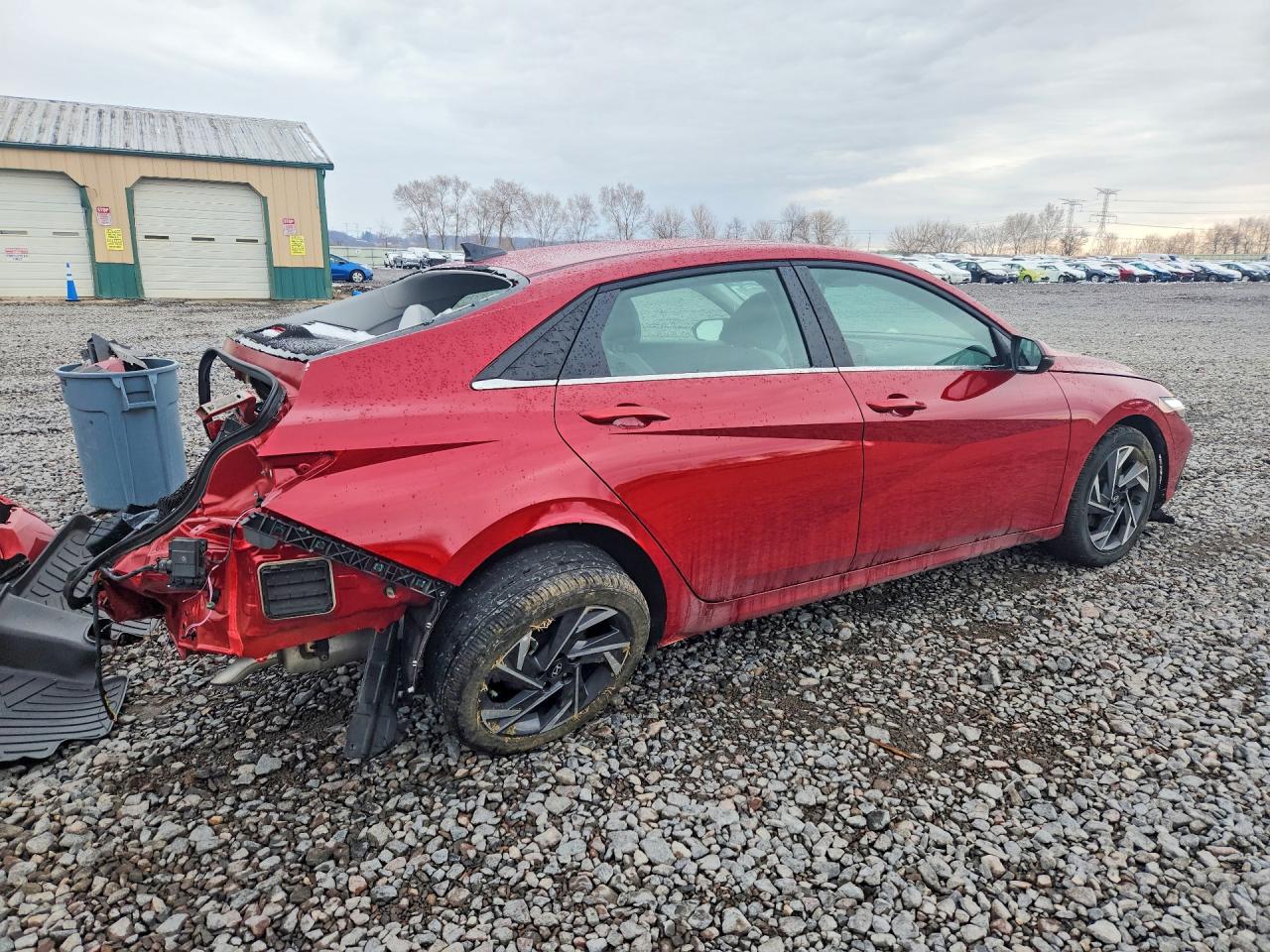 2025 HYUNDAI ELANTRA LIMITED photo 3