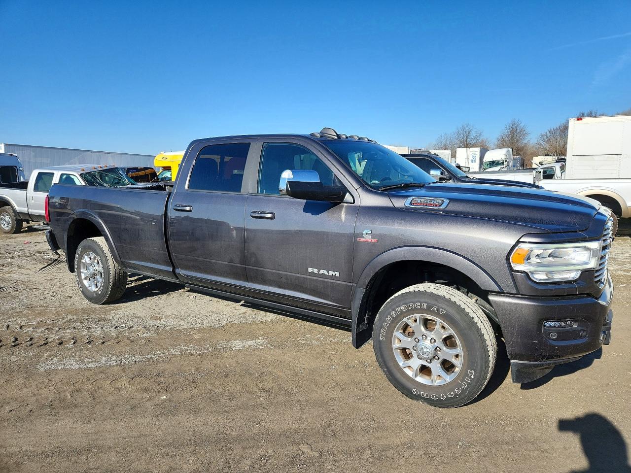 2022 RAM 3500 LARAMIE photo 4