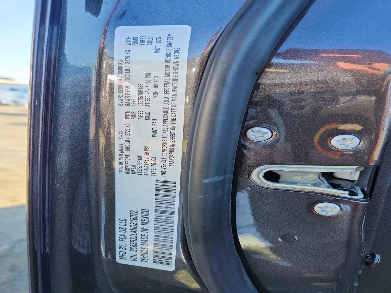 2022 RAM 3500 LARAMIE photo 12