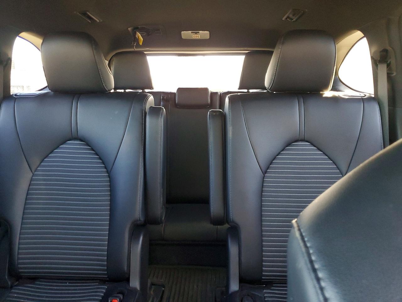 2024 TOYOTA HIGHLANDER XSE photo 28