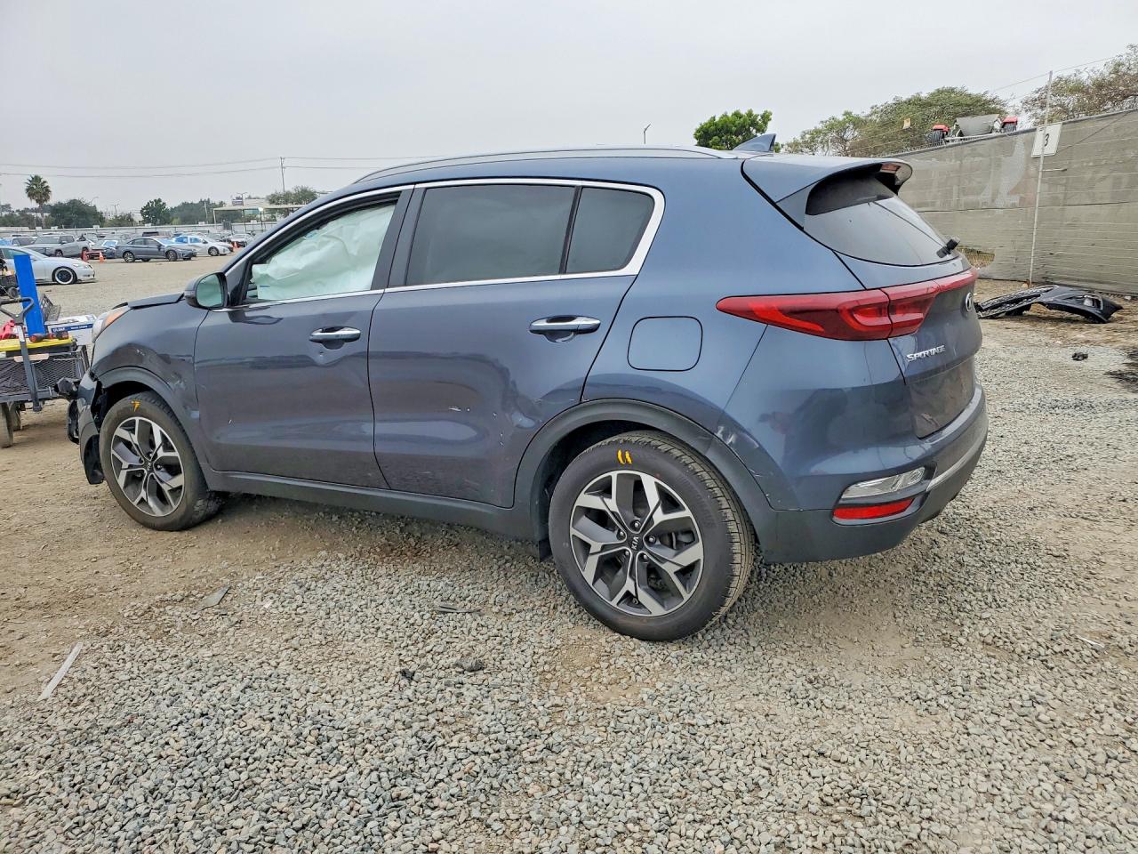 2020 KIA SPORTAGE EX photo 3