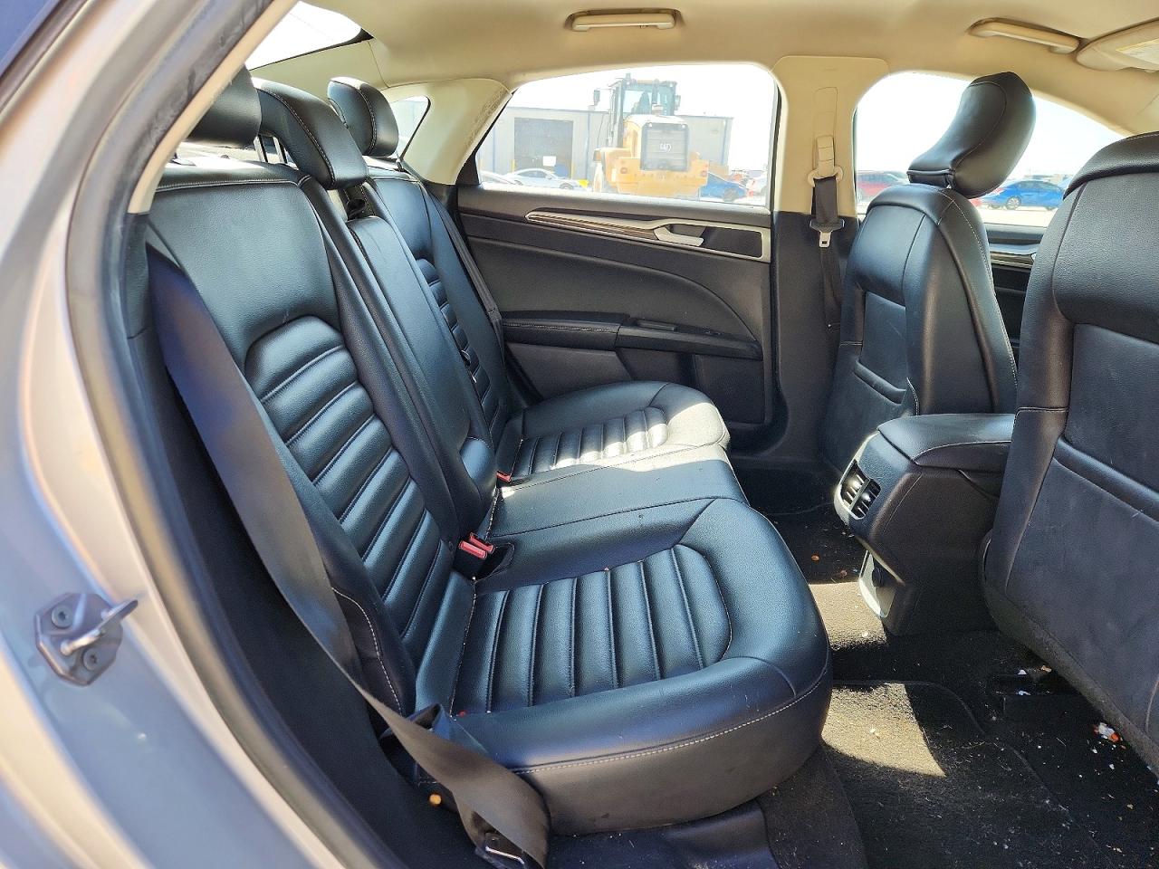 2019 FORD FUSION SEL photo 28