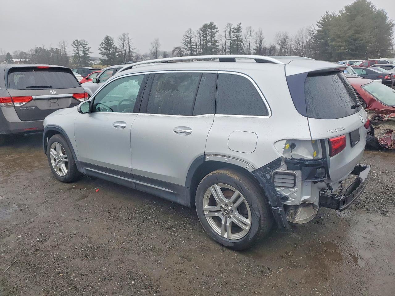 2020 MERCEDES-BENZ GLB 250 4MATIC photo 3