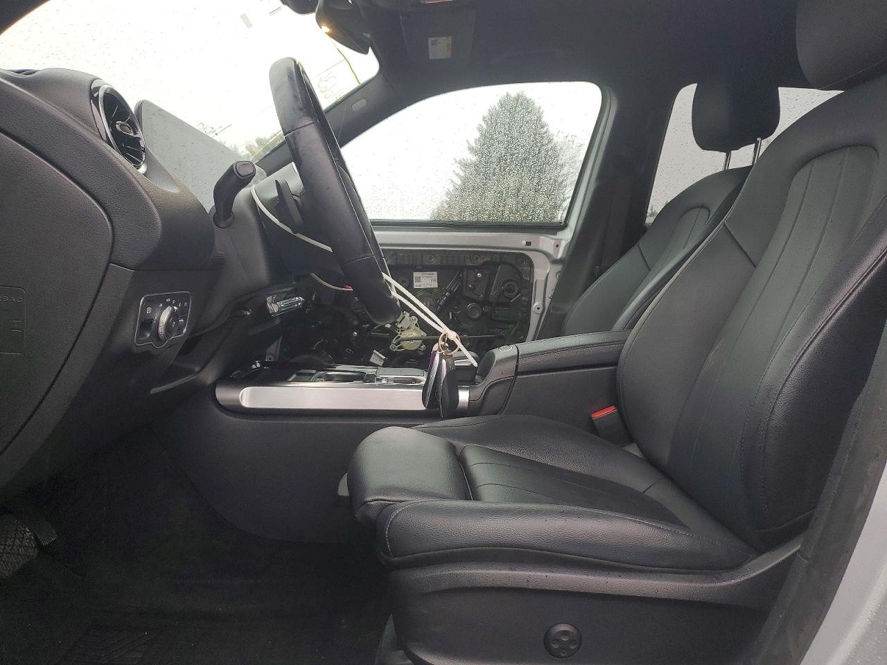 2020 MERCEDES-BENZ GLB 250 4MATIC photo 13