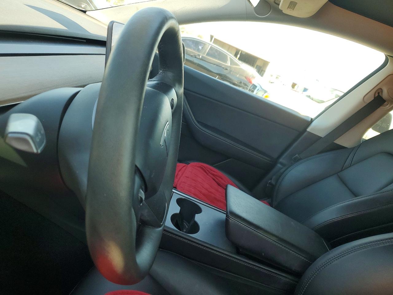 2021 TESLA MODEL Y photo 9