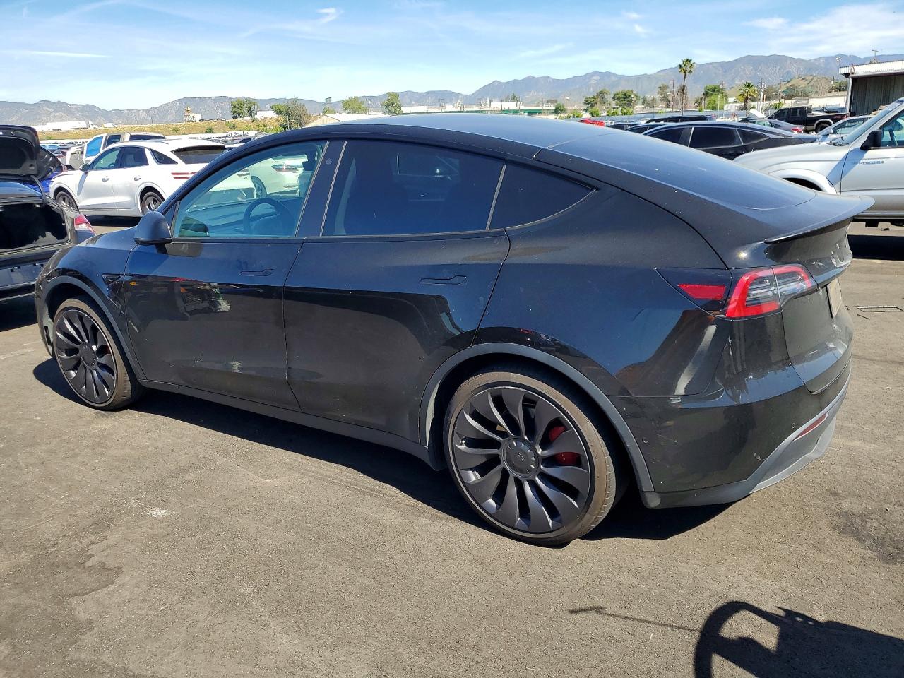 2021 TESLA MODEL Y photo 2