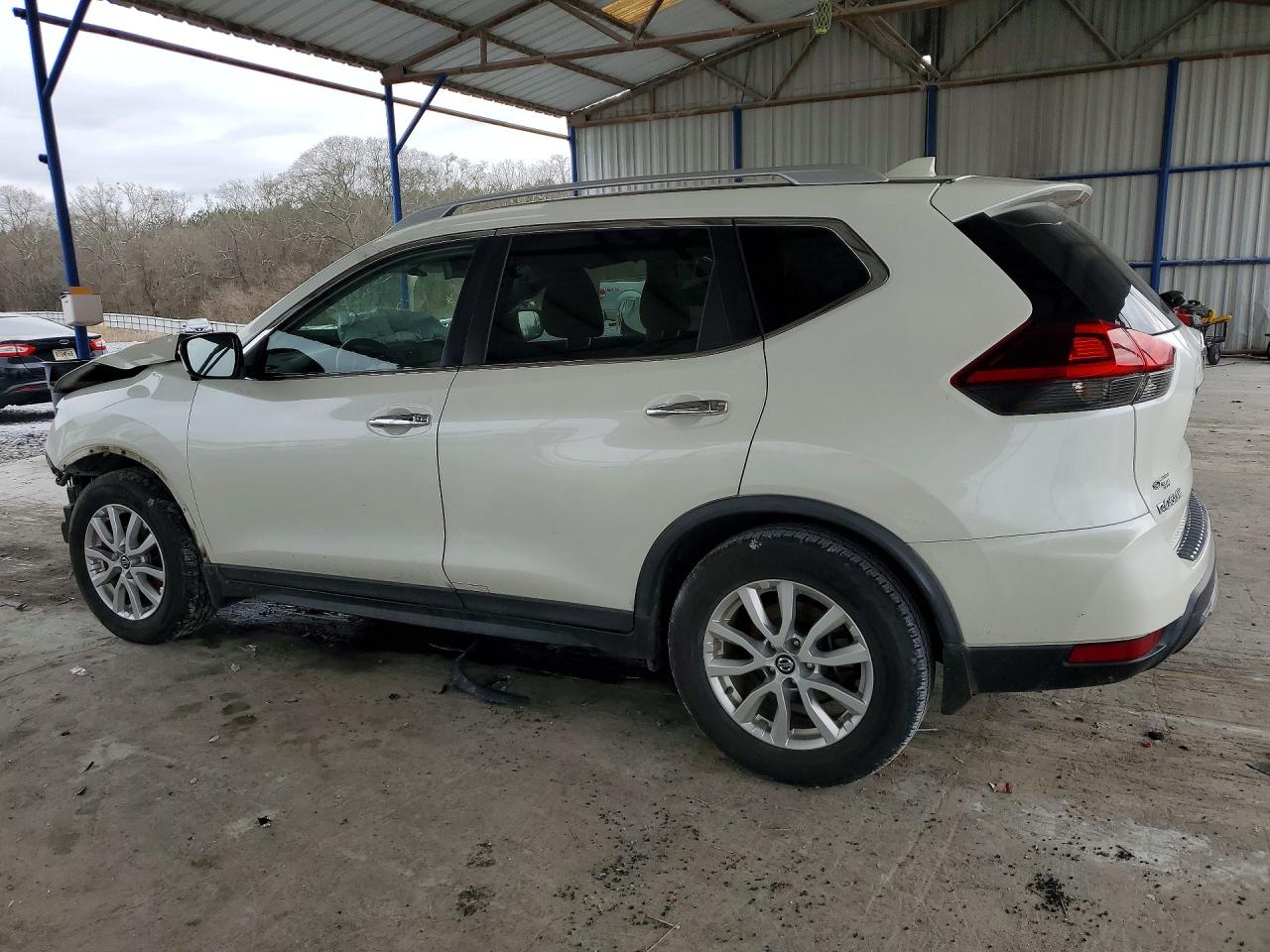 2018 NISSAN ROGUE SV photo 2