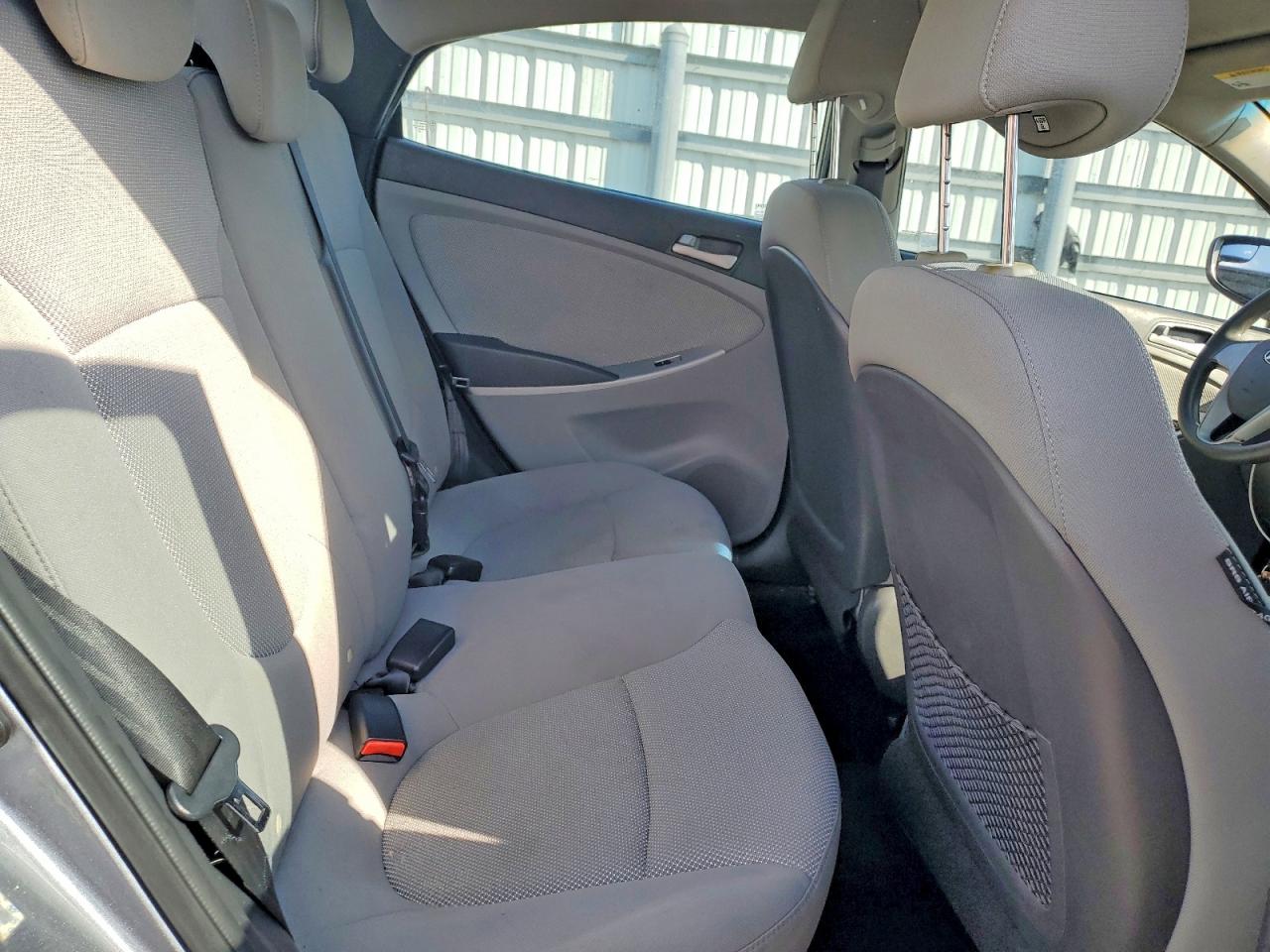 2014 HYUNDAI ACCENT GLS photo 28