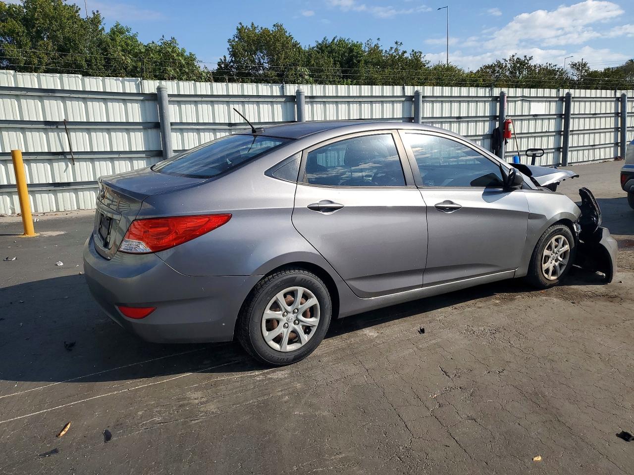 2014 HYUNDAI ACCENT GLS photo 7