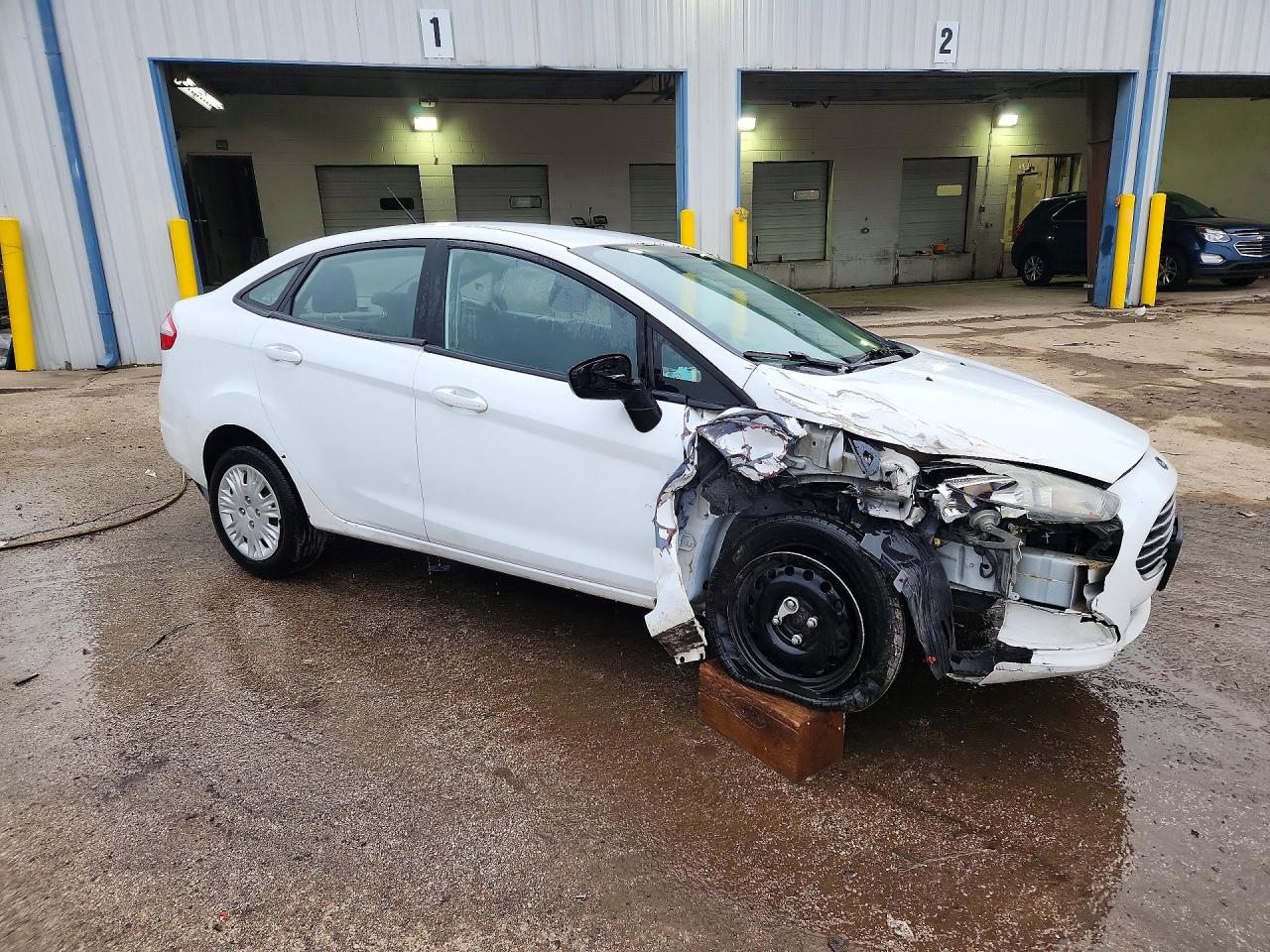 2016 FORD FIESTA S photo 4